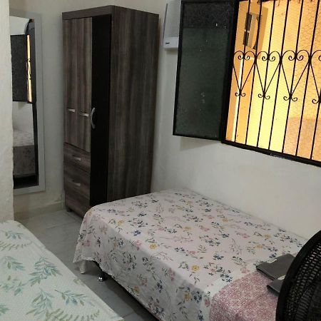 Casa De Hospedes Manaus - Dormitorios Com Cozinha ภายนอก รูปภาพ